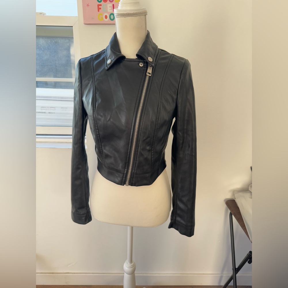 Guess Jacket Small Size biker style